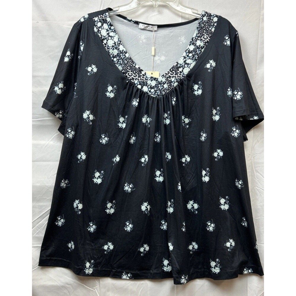 New with tags EKOUAER women’s nightgown/sleep shirt in size 2X.